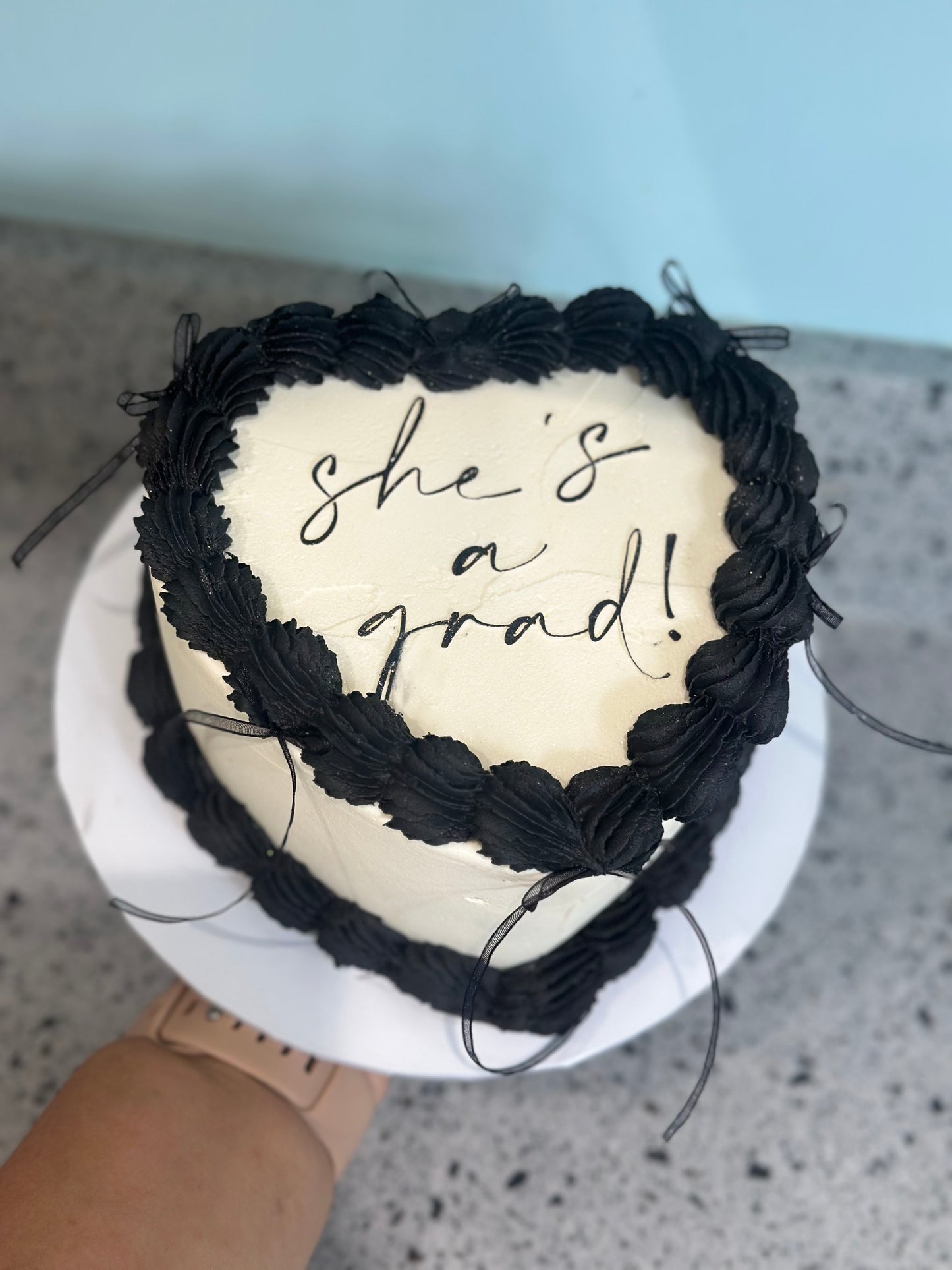 Black & White Heart cake
